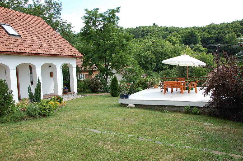 Ambitus-Haz Apartment Egerszalok Exterior photo