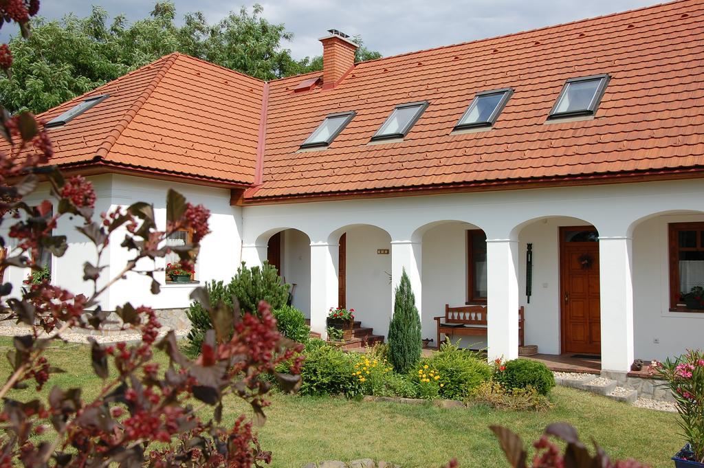 Ambitus-Haz Apartment Egerszalok Exterior photo